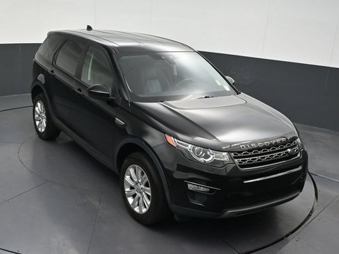 Used 2018 Land Rover Discovery Sport SE AWD/4WD image 20