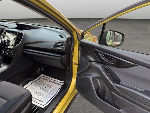 Used 2021 Subaru Crosstrek 2.0i Premium AWD/4WD image 19