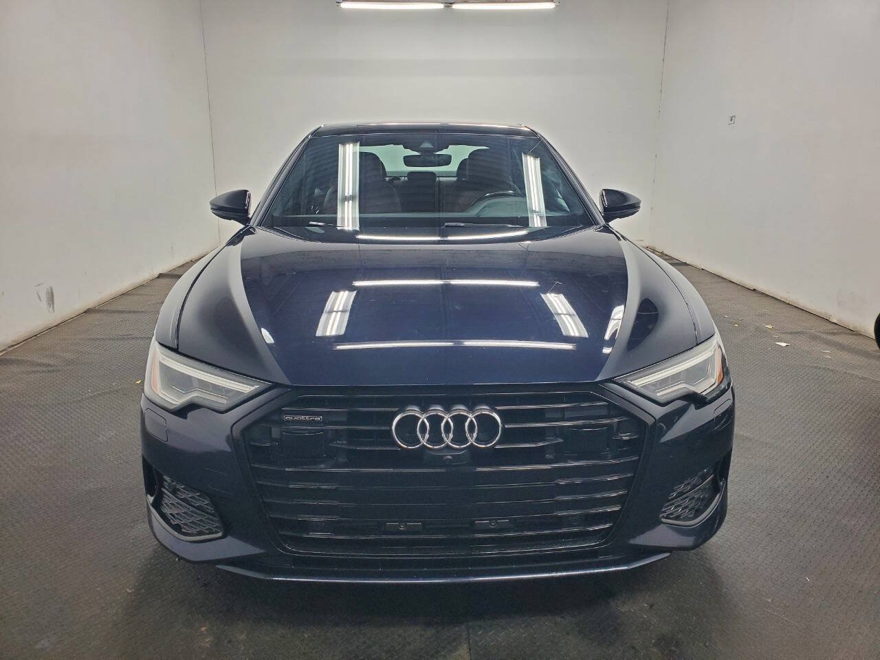Used 2021 Audi A6 Premium Plus w/ Premium Plus Package AWD/4WD image 2
