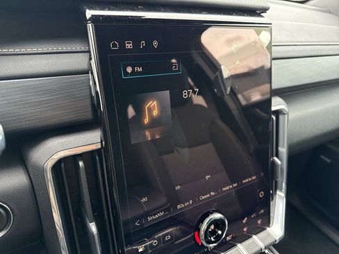 New 2026 GMC Acadia Elevation image 13