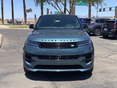 Used 2024 Land Rover Range Rover Sport Dynamic SE AWD/4WD image 3