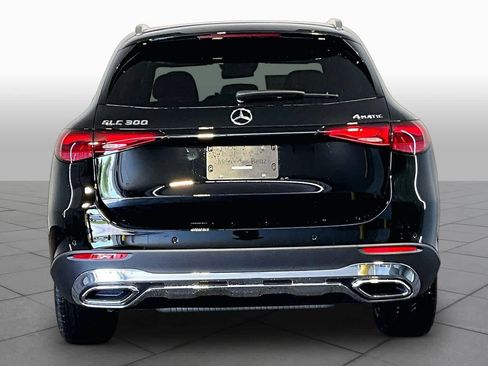New 2026 Mercedes-Benz GLC 300 4MATIC image 4