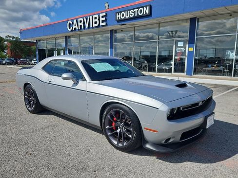 Used 2023 Dodge Challenger GT w/ Performance Handling Group RWD image 1