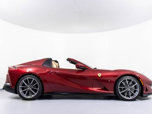Certified 2022 Ferrari 812 GTS RWD image 3