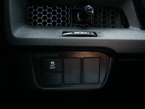 Used 2025 Honda CR-V LX image 26