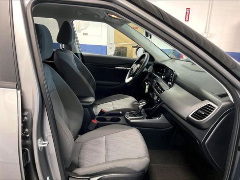 Used 2024 Kia Seltos LX AWD/4WD image 11
