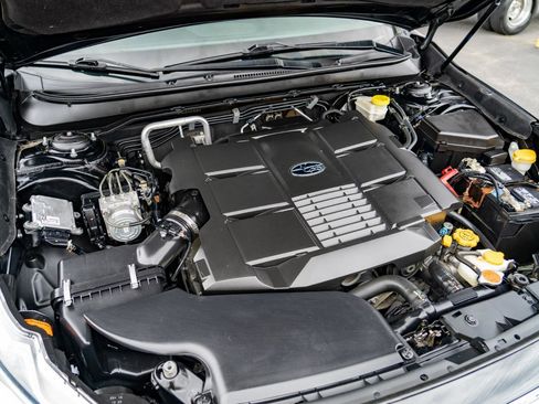 Used 2017 Subaru Outback 3.6R Limited AWD/4WD image 25