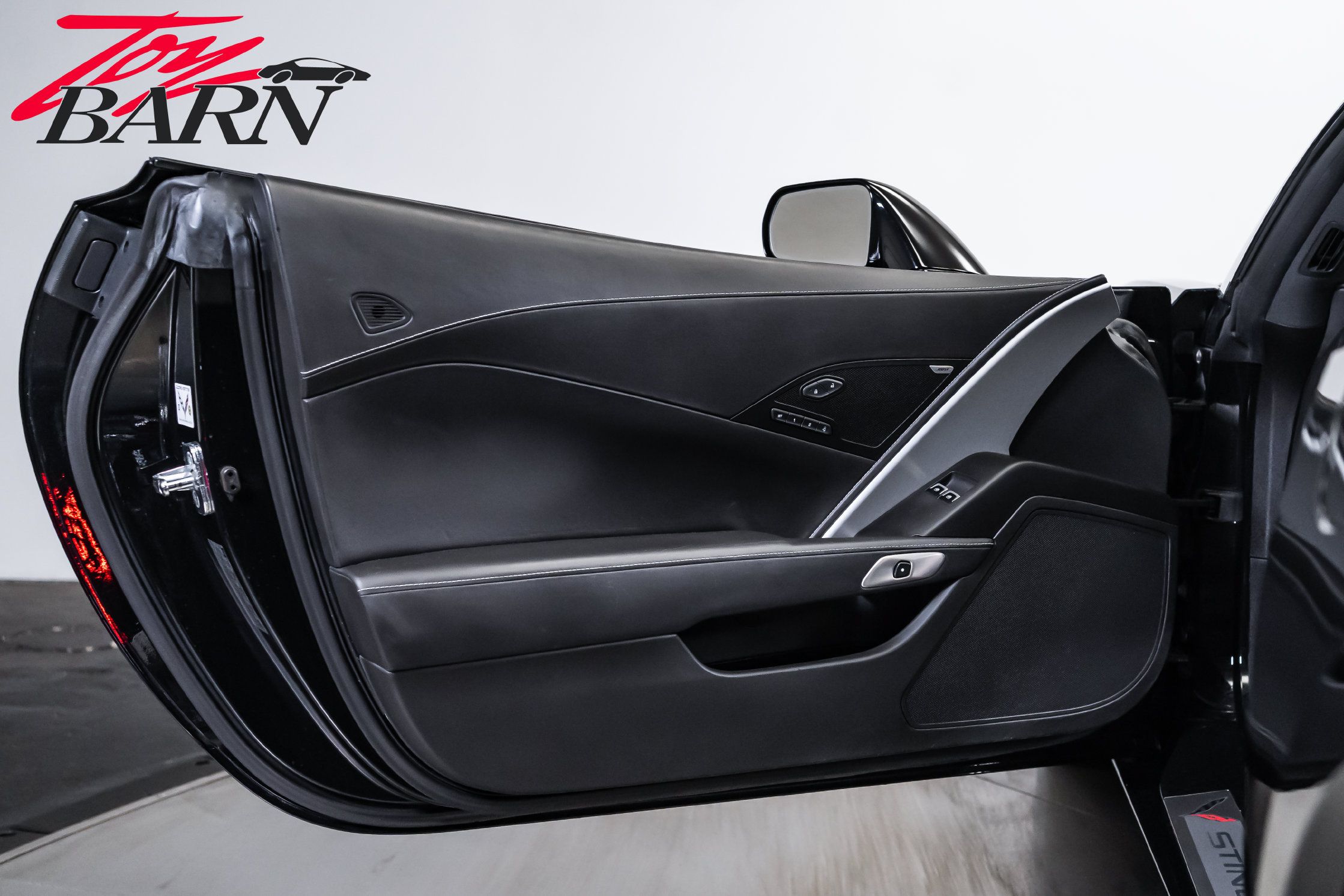 Used 2014 Chevrolet Corvette Stingray Convertible w/ 3LT Preferred Equipment Group RWD image 25
