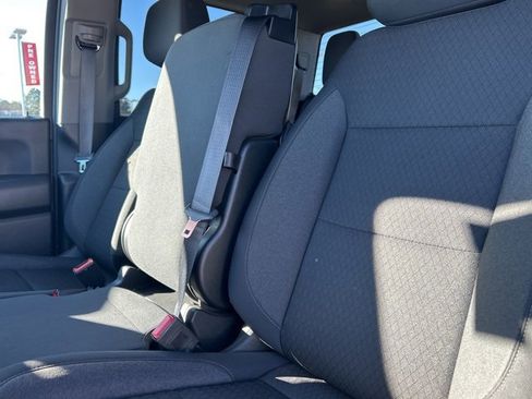 Used 2023 Chevrolet Silverado 1500 Custom Trail Boss image 35