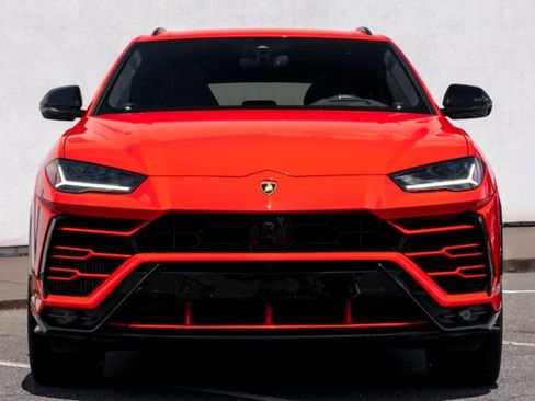 Used 2021 Lamborghini Urus AWD/4WD image 7