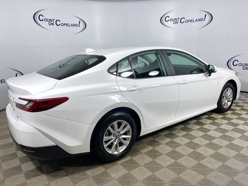 Certified 2025 Toyota Camry LE AWD/4WD image 7