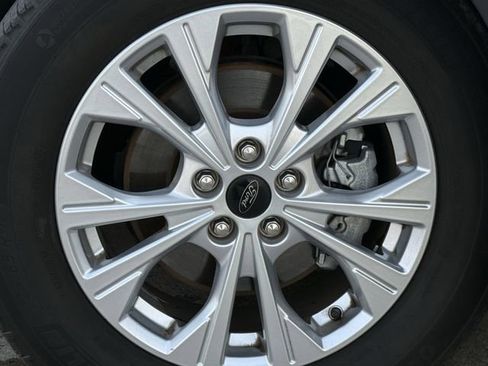 Used 2023 Ford Escape Active image 9