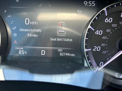 Used 2022 Toyota Highlander XLE FWD image 4