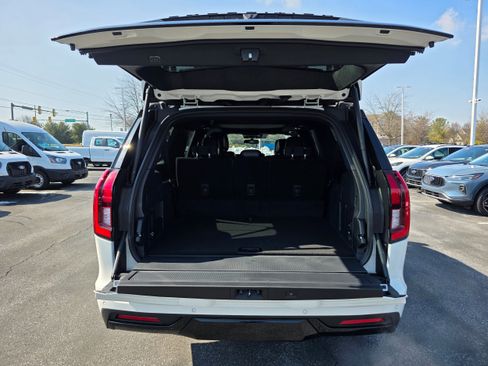 New 2026 Ford Expedition Max Platinum w/ Stealth Appearance Package image 10