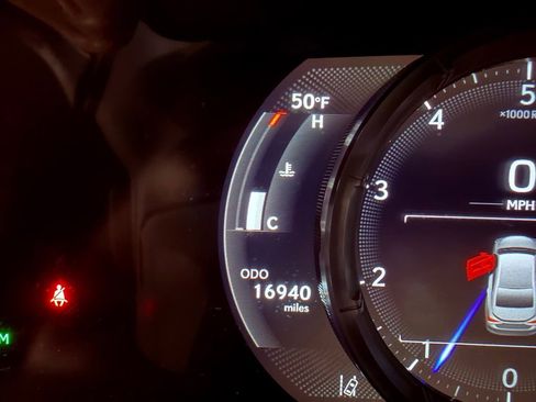 Used 2024 Lexus ES 350 F Sport image 23