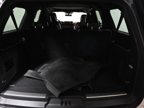 Certified 2024 Lincoln Navigator L Reserve w/ Equipment Group 201A image 20