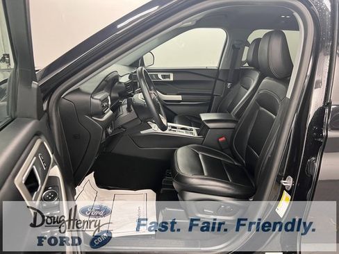 Used 2023 Ford Explorer XLT w/ Equipment Group 202A image 27