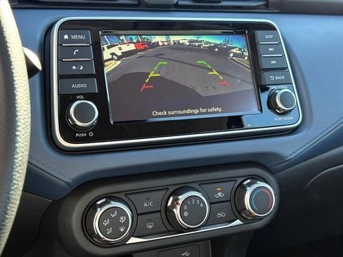 New 2025 Nissan Versa SV image 10