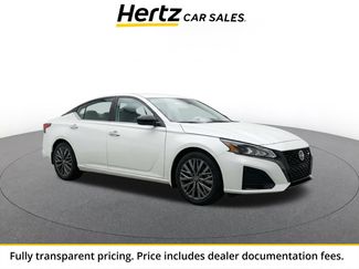 Used 2025 Nissan Altima 2.5 SV FWD video 1
