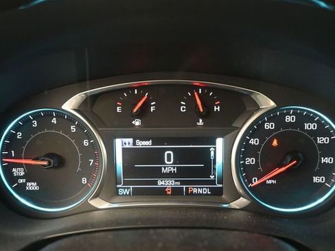 Used 2018 Chevrolet Traverse LT w/ LPO, Floor Liner Package FWD image 16