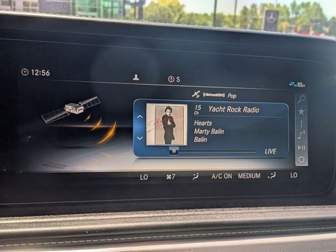 Used 2021 Mercedes-Benz G 550 image 21