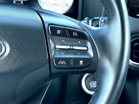 Used 2023 Hyundai Kona Limited w/ Cargo Package FWD image 26