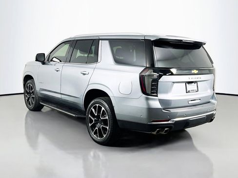 Used 2025 Chevrolet Tahoe High Country AWD/4WD image 7
