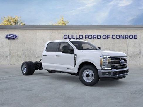 New 2025 Ford F350 XL w/ XL Chrome Package image 7
