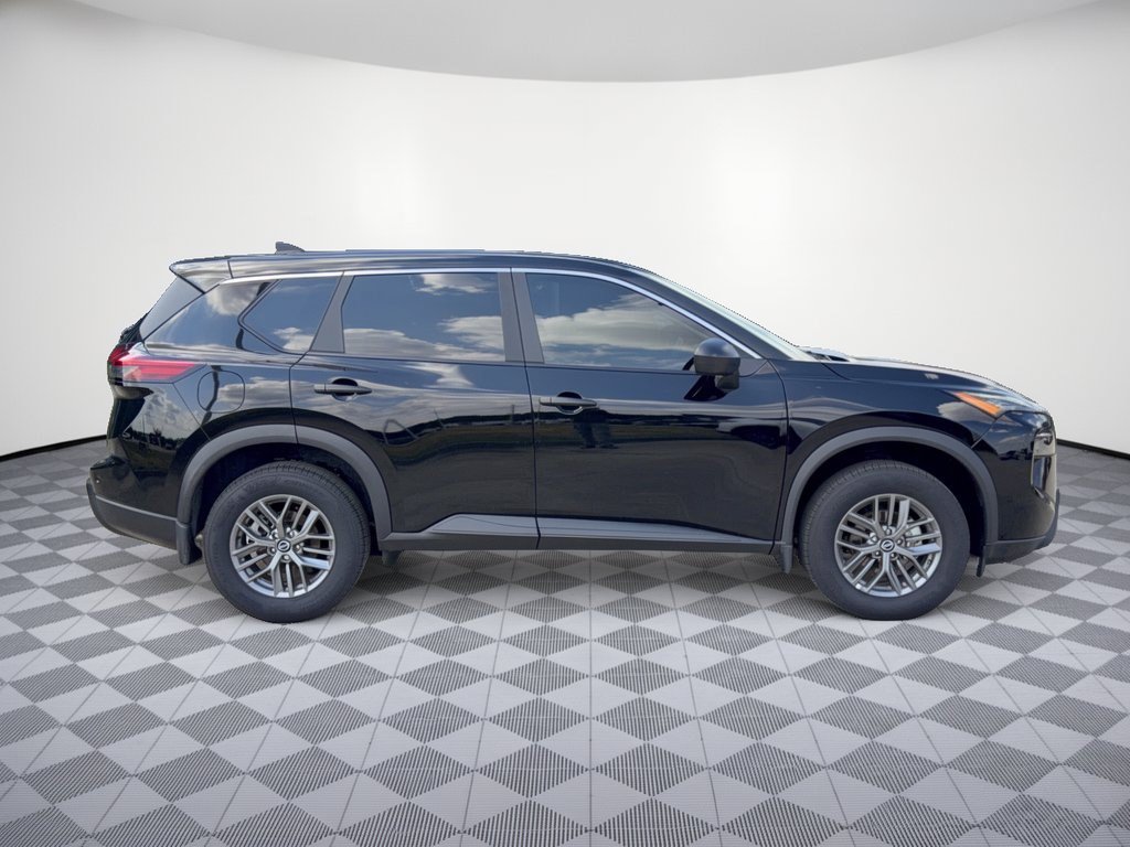 Used 2026 Nissan Rogue S AWD/4WD image 8