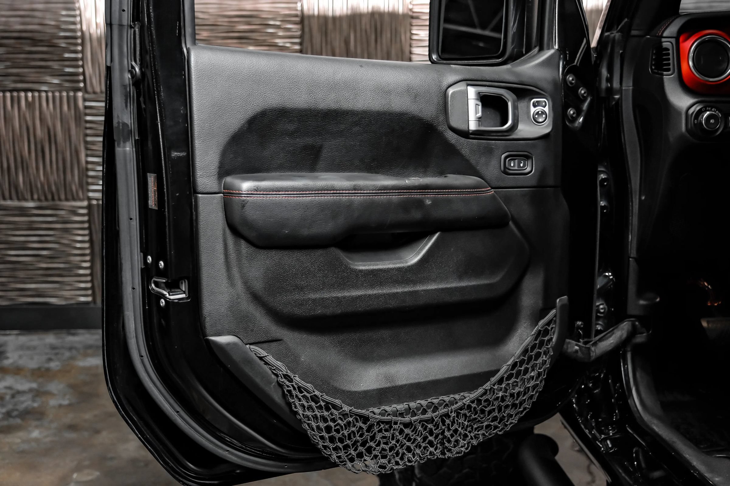 Used 2019 Jeep Wrangler Unlimited Rubicon AWD/4WD image 47
