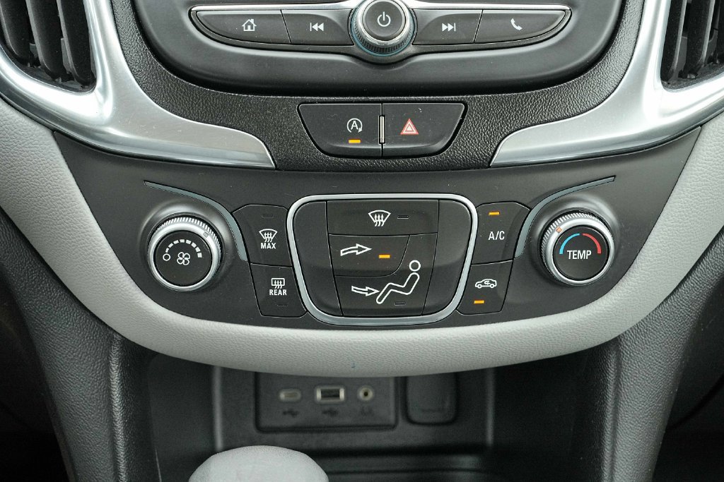 Used 2022 Chevrolet Equinox LS AWD/4WD image 33