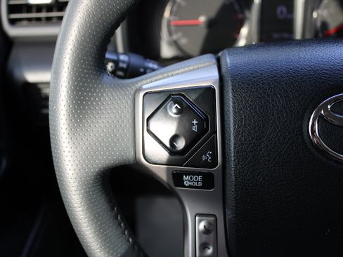 Used 2023 Toyota 4Runner SR5 AWD/4WD image 13