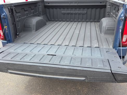 Used 2024 GMC Sierra 1500 Denali w/ Denali Reserve Package image 9