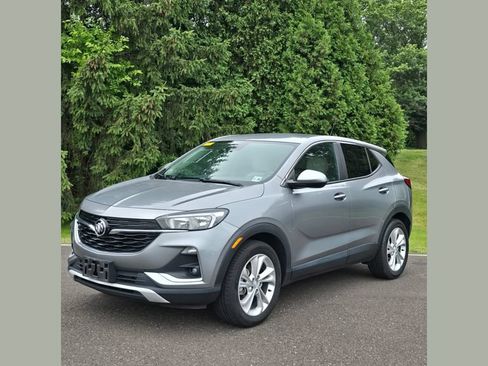 Used 2023 Buick Encore GX Preferred w/ Cold Weather Comfort Package FWD image 1