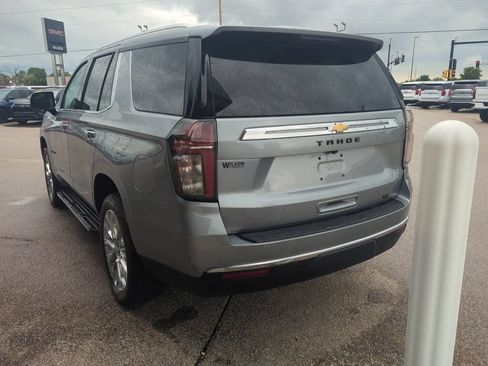 Used 2024 Chevrolet Tahoe LT w/ Luxury Package AWD/4WD image 4