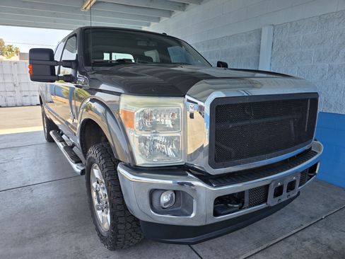 Used 2016 Ford F250 Lariat w/ Lariat Ultimate Package AWD/4WD image 1
