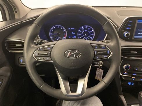 Used 2019 Hyundai Santa Fe SE image 15