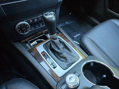 Used 2011 Mercedes-Benz GLK 350 GLK 350 4MATIC Sport Utility 4 image 26