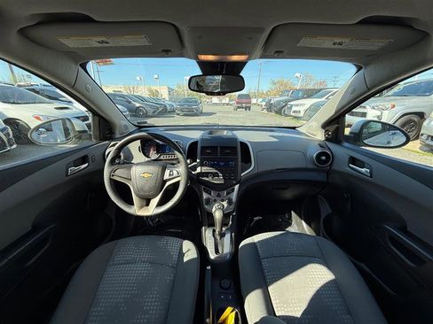 Used 2014 Chevrolet Sonic LS image 26