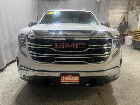 Used 2024 GMC Sierra 1500 SLT w/ SLT Premium Plus Package AWD/4WD image 3