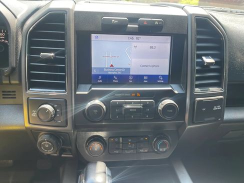 Used 2019 Ford F150 XLT w/ Equipment Group 302A Luxury AWD/4WD image 17