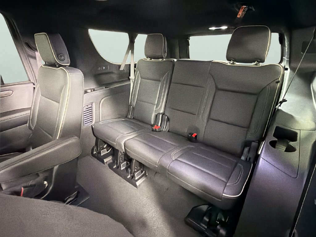 Certified 2025 Chevrolet Suburban Premier RWD image 29