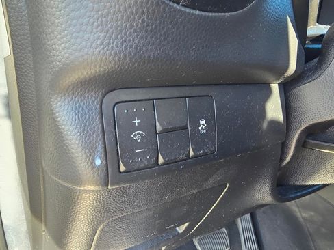 Used 2016 Kia Soul Base w/ Convenience Package image 18