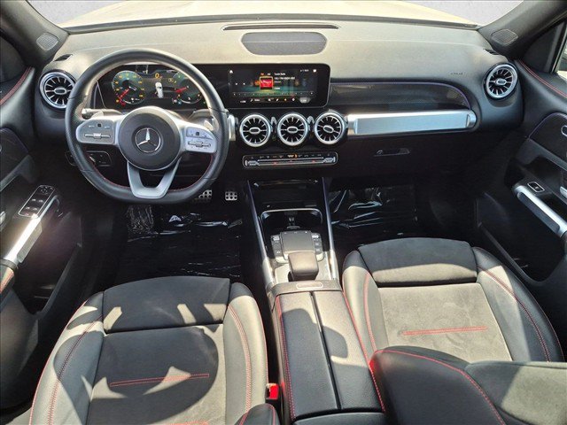 Used 2021 Mercedes-Benz GLB 250 4MATIC image 19