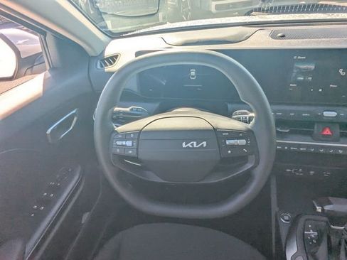 New 2026 Kia K4 FWD image 14
