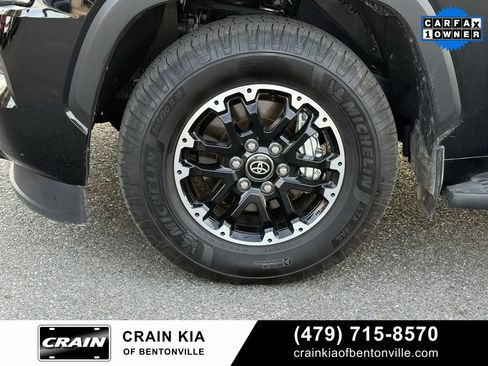 Used 2025 Toyota Sequoia SR5 image 33