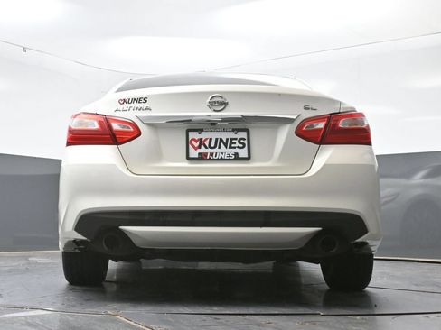Used 2016 Nissan Altima 2.5 SL w/ 2.5 Technology Package FWD image 56