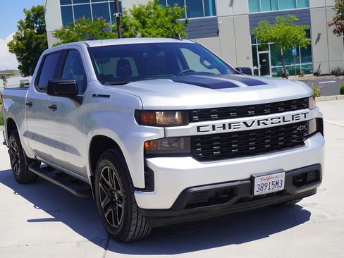 Used 2020 Chevrolet Silverado 1500 Custom w/ Rally Edition RWD image 9