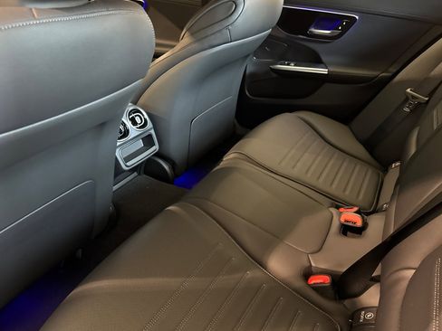 New 2025 Mercedes-Benz C 300 4MATIC Sedan image 14