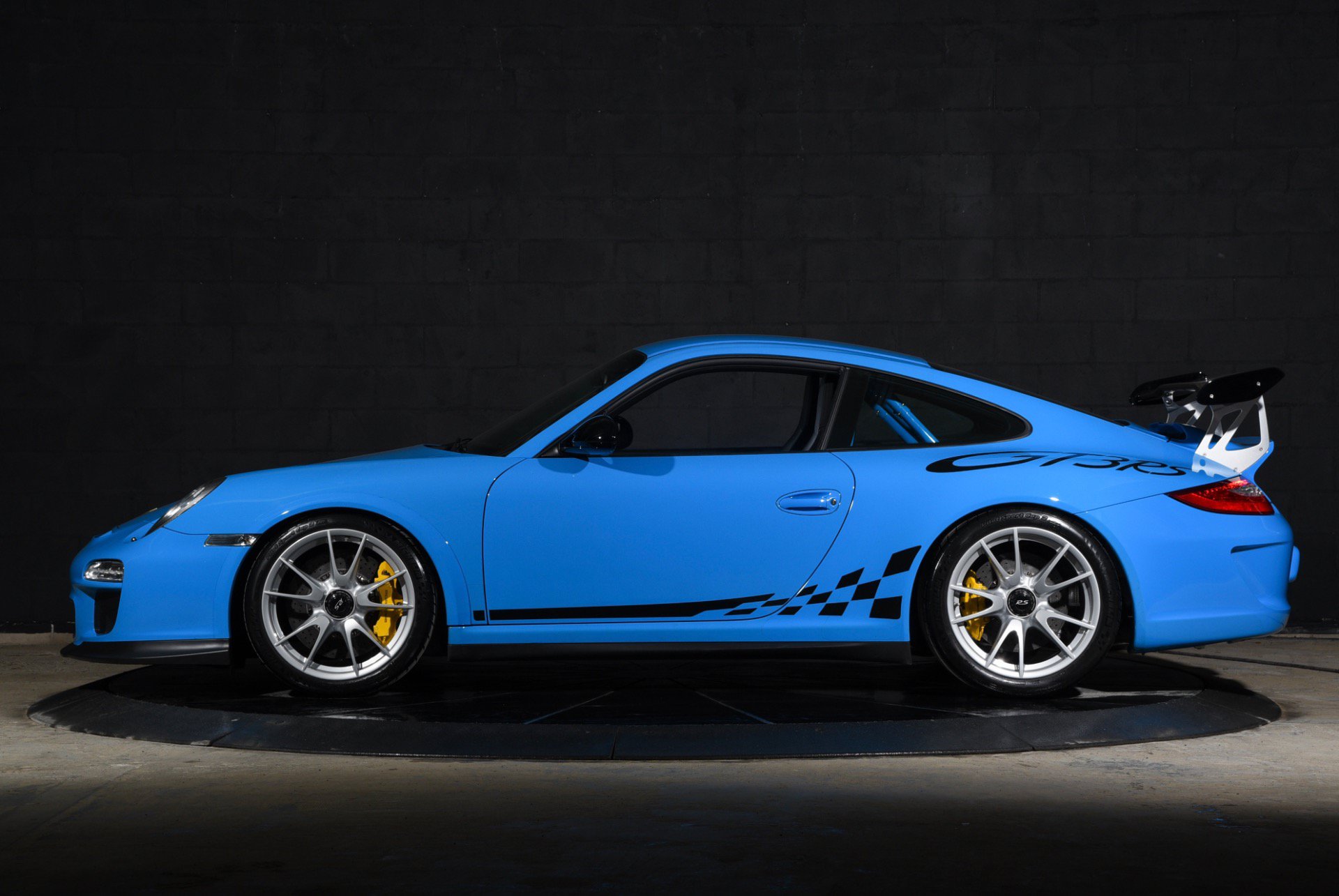 Used 2011 Porsche 911 GT3 RS RWD image 11